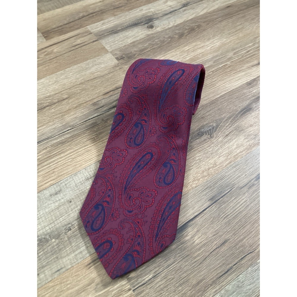 VTG Prince Consort Golden Clasp Tie Men's Polyester Necktie Red Blue Paisley